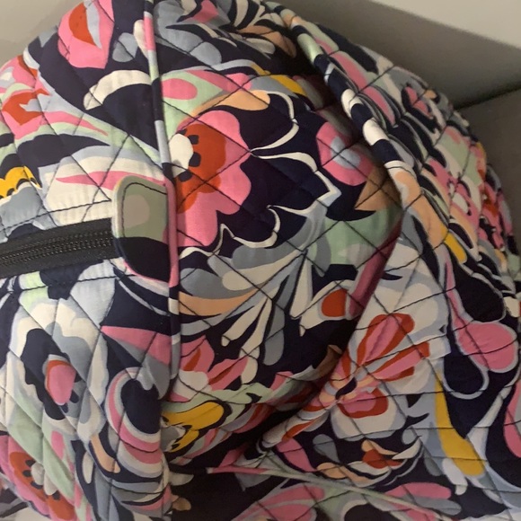 ‼️FIRM‼️ NWT vera bradley large duffel mod paisley - Picture 4 of 9